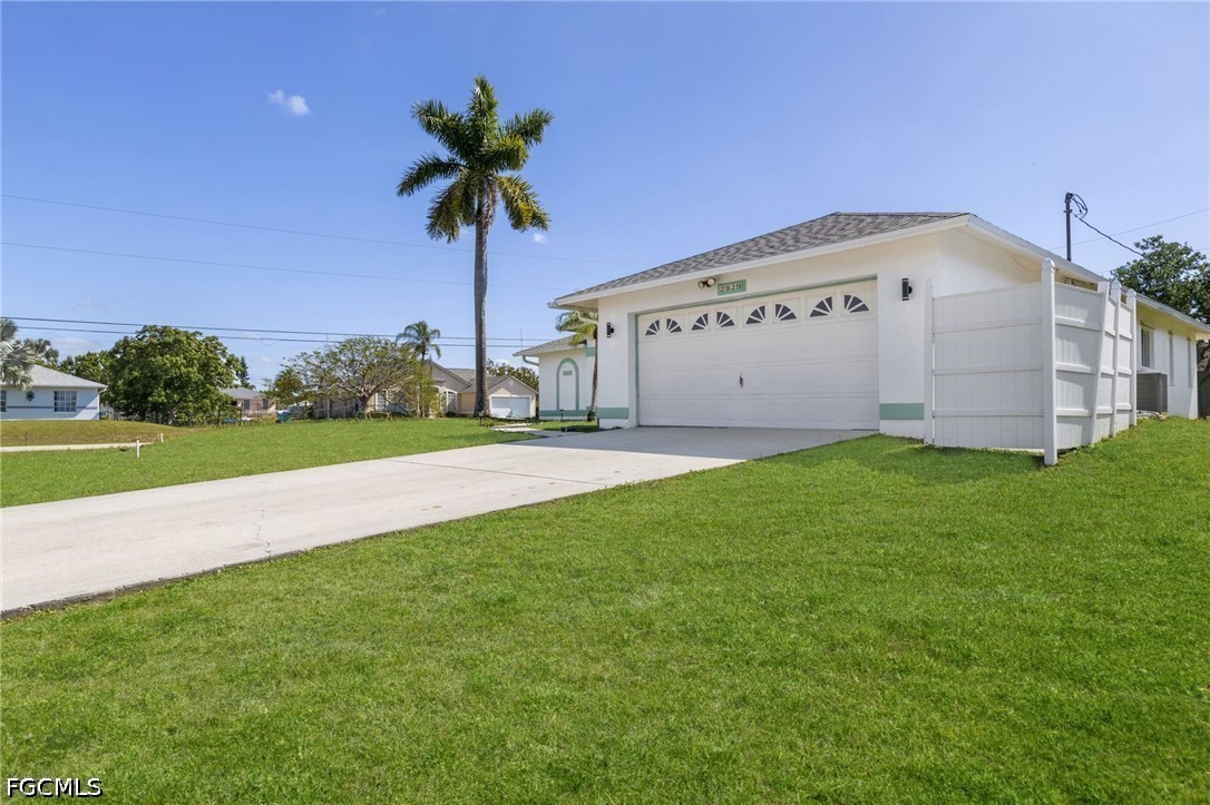 2929 SW 8th Court