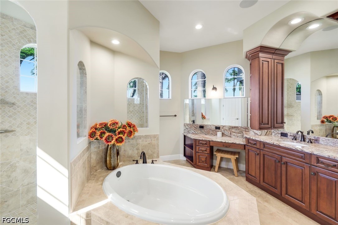 5727 Yardarm Court