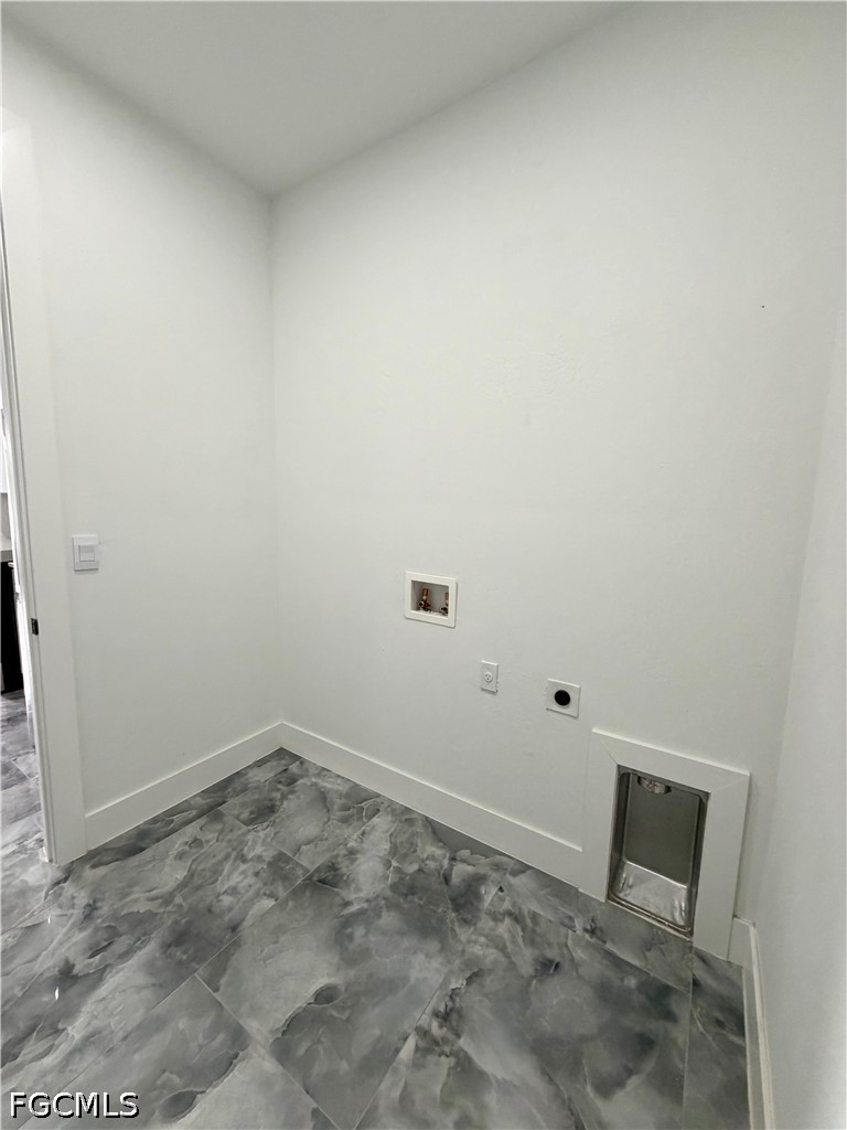 490  Christopher Court