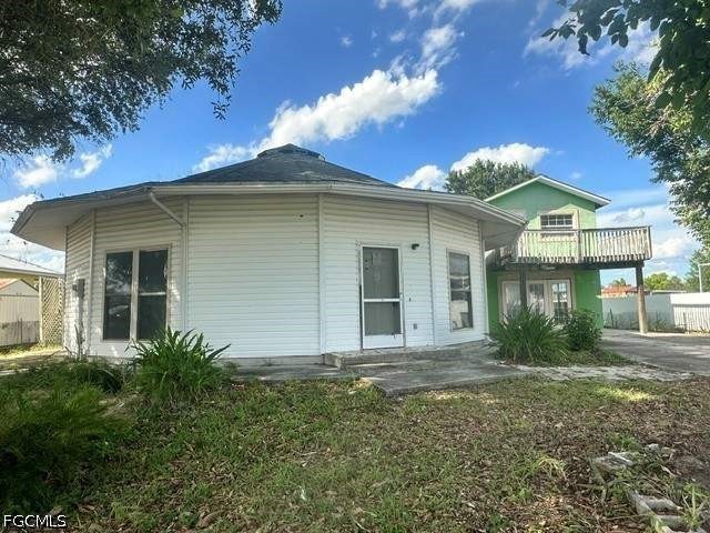 3007 W Briarwood Circle