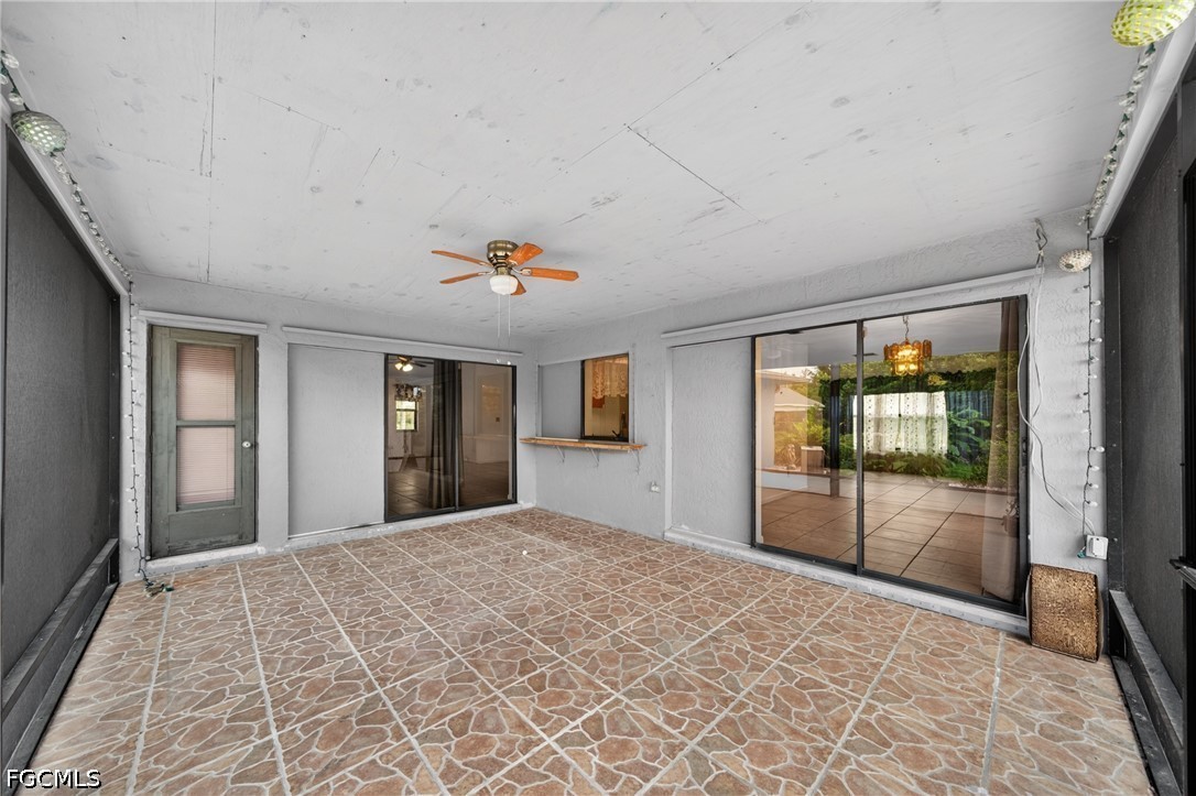 2233 SW 4th Street