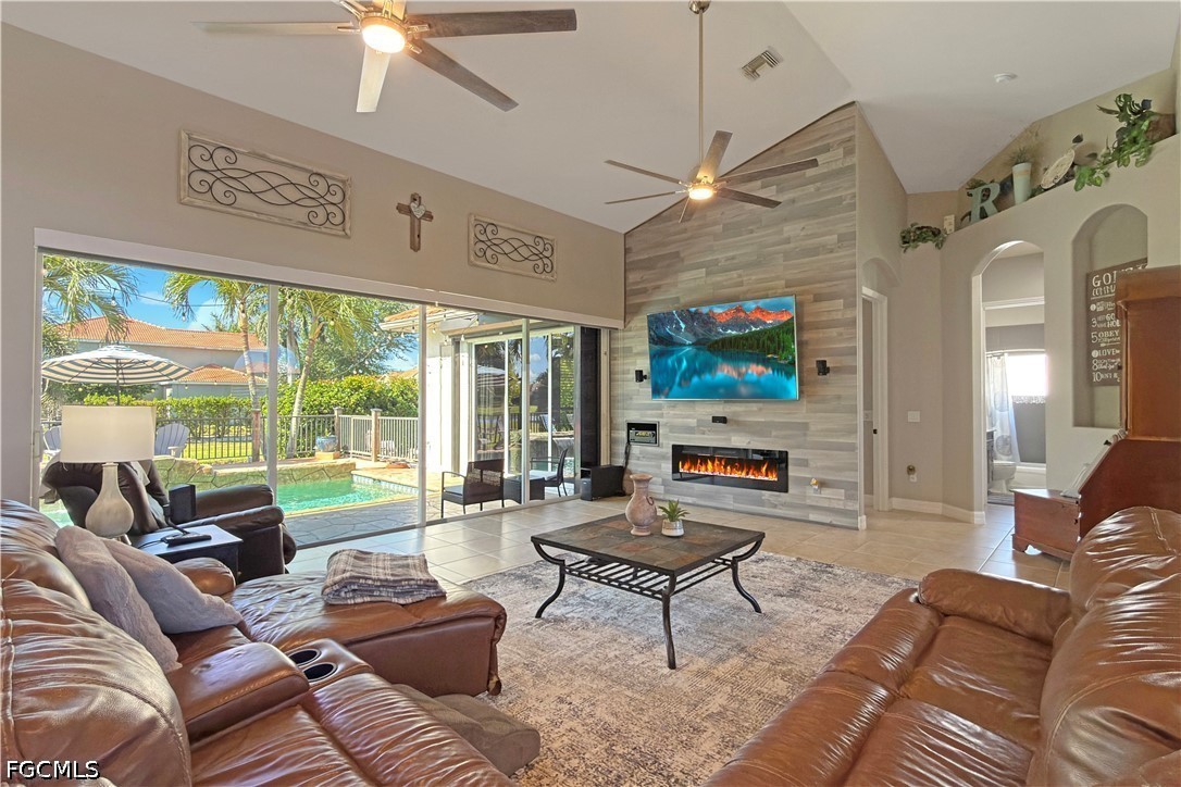 8723 S Lake Circle