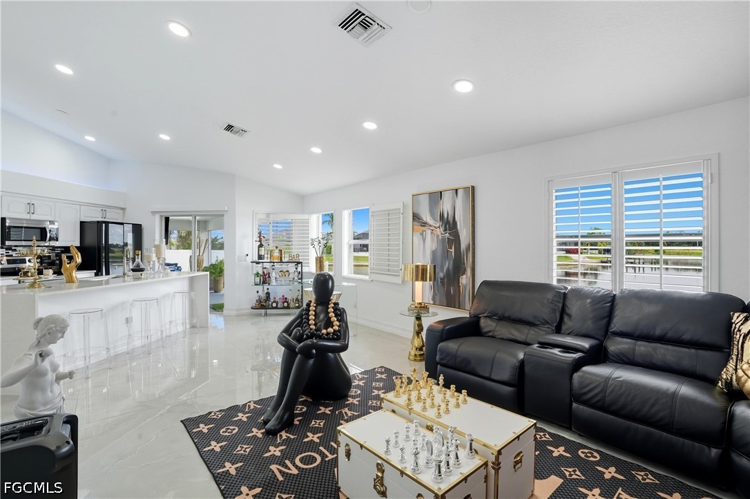 3235 NW 17th Lane