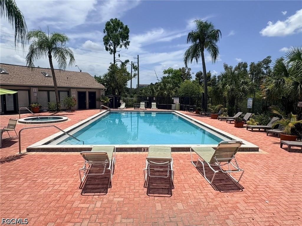 2855  Winkler Avenue, Apt 111