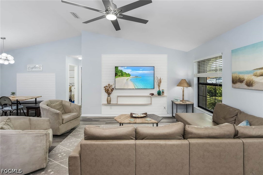 132 SE 27th Terrace