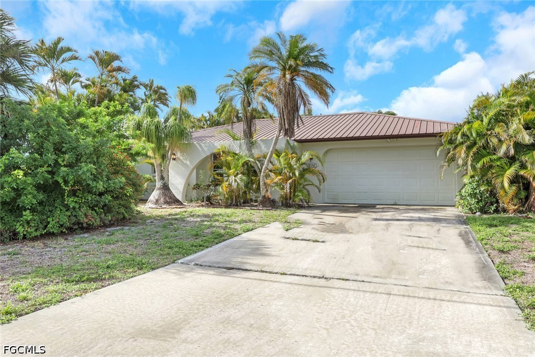 1890 Coral Point Drive