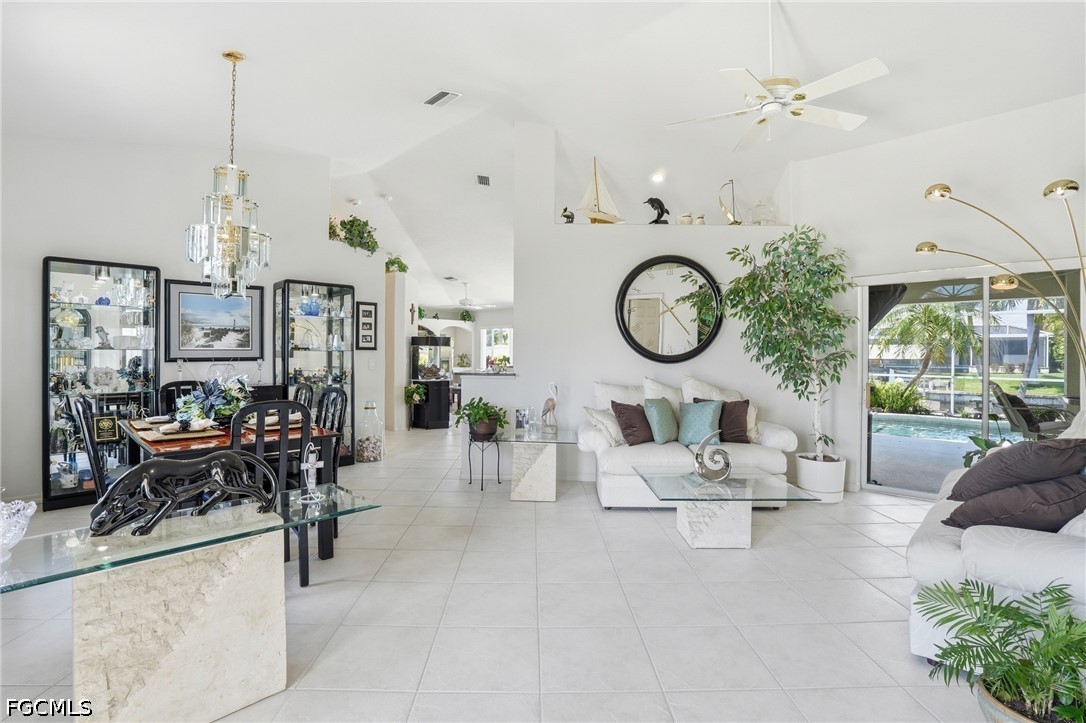241 SE 29Th Terrace