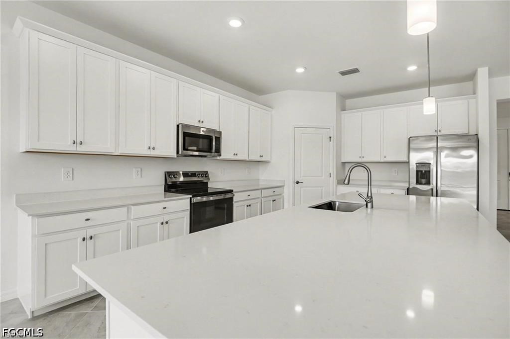18850  River Burst Court