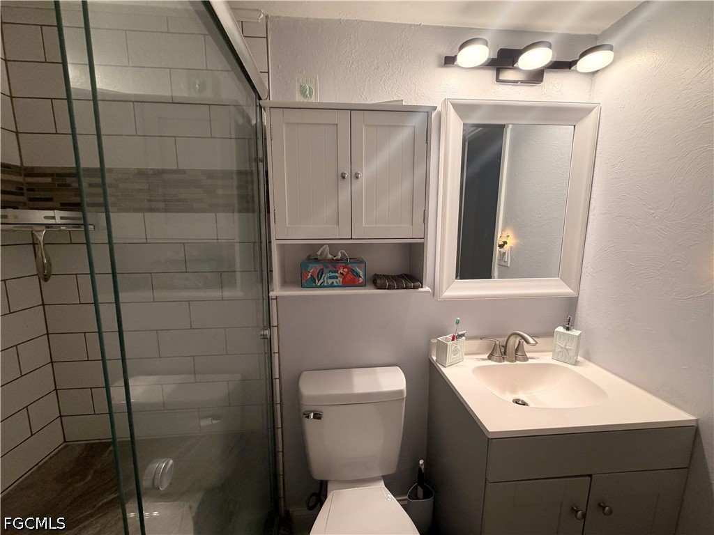4912 Vincennes Street, Apt 103