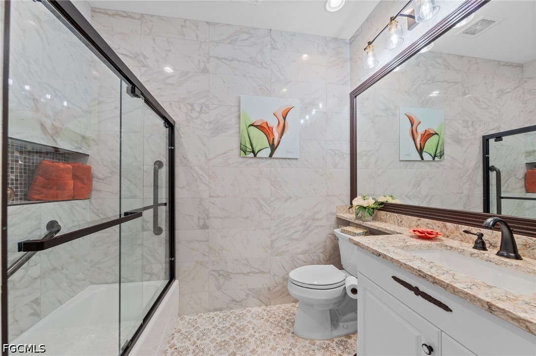 8239 Parkstone Place, Apt 102