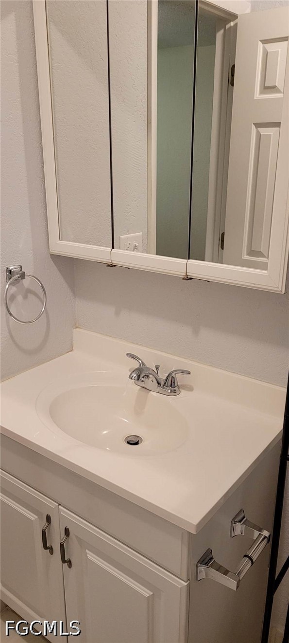 4611 Bayshore Drive, Apt O8