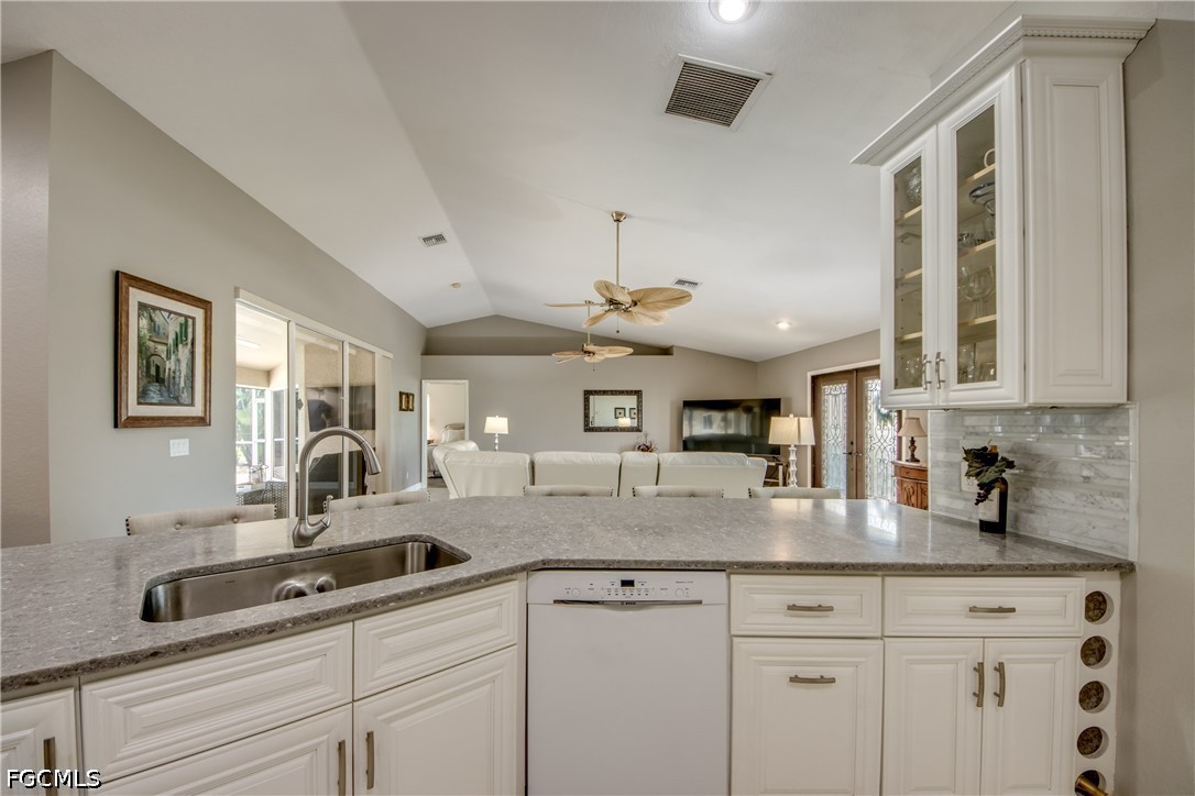 2301 SW 28th Lane