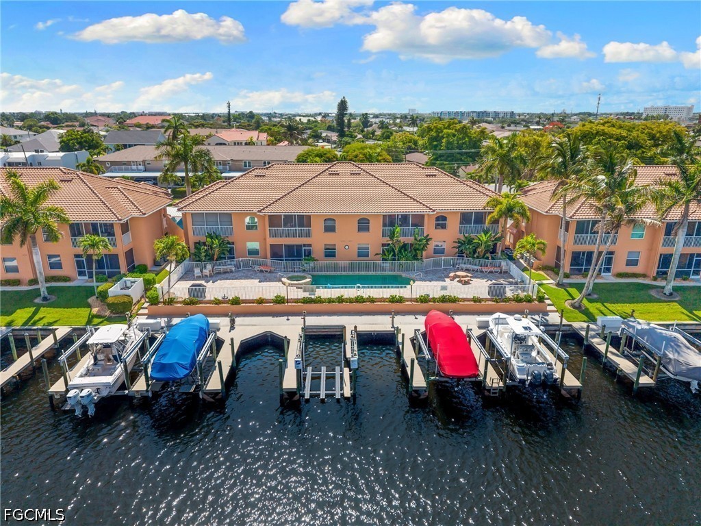 4566 SE 5th Place, Apt 106