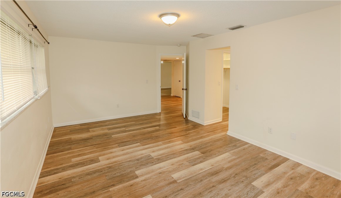 5654 Eichen Circle