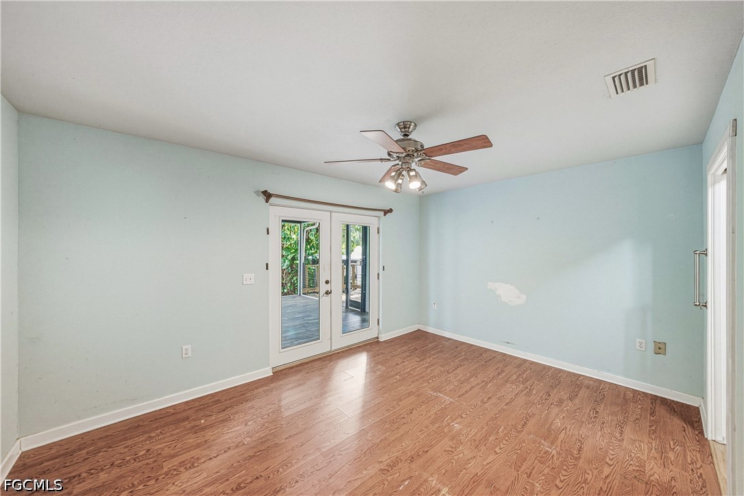 975  Caloosa Estates Drive