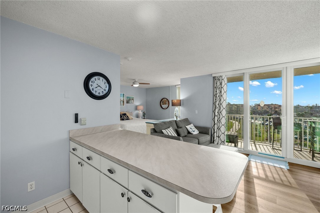 7330 Estero Boulevard, Apt 401