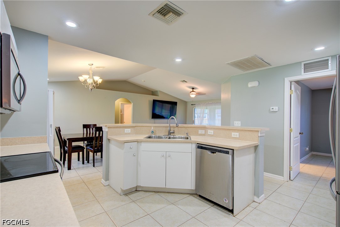 26 NE 8th Terrace