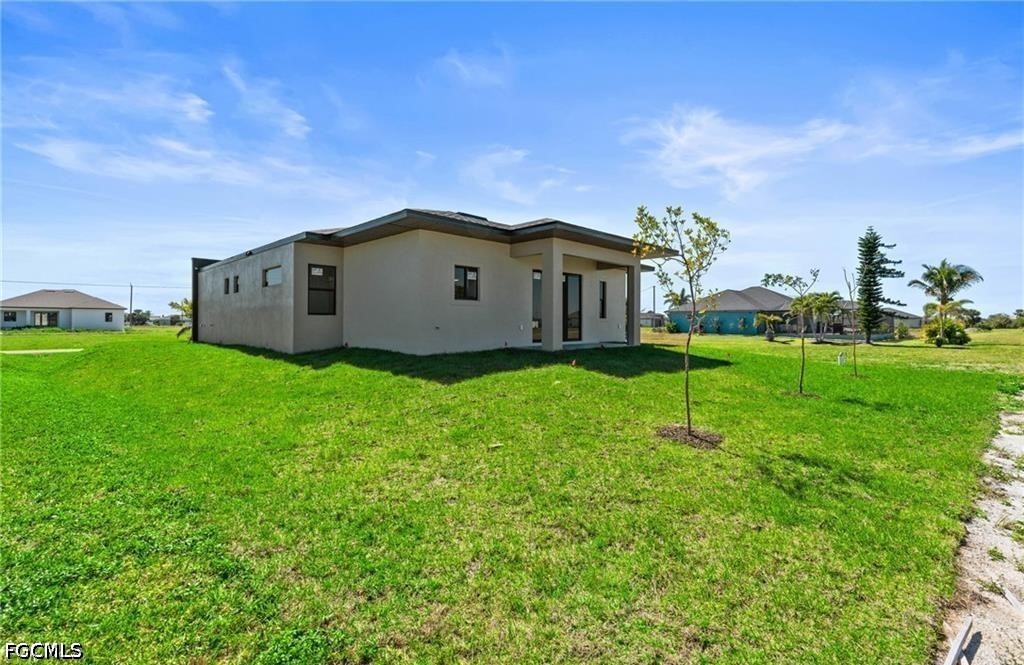 4105 NW 38th Terrace