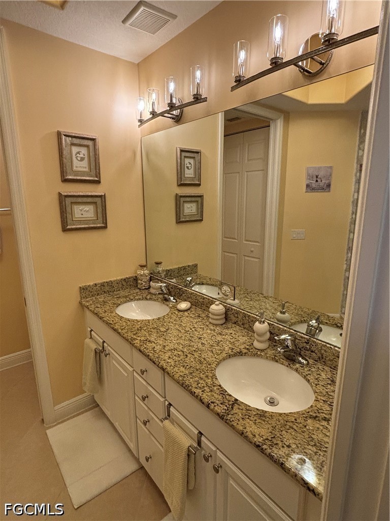 13780 Julias Way, Apt 1012