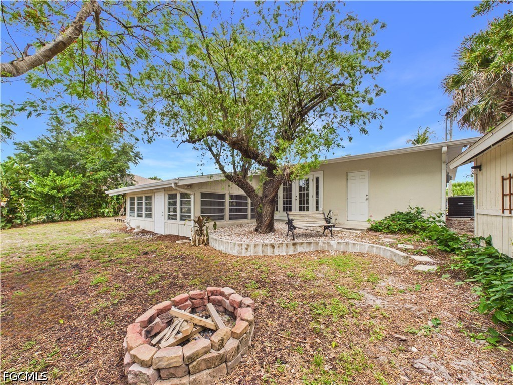 794  Hydrangea Drive