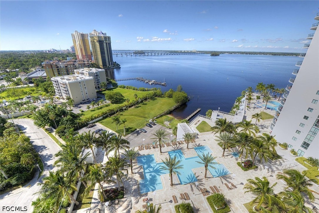 3000 Oasis Grand Boulevard, Apt 407