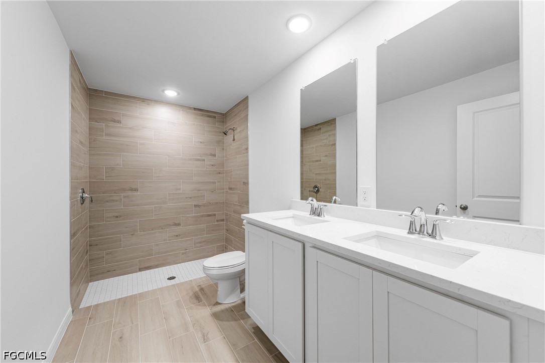 2217 NE 14th Place
