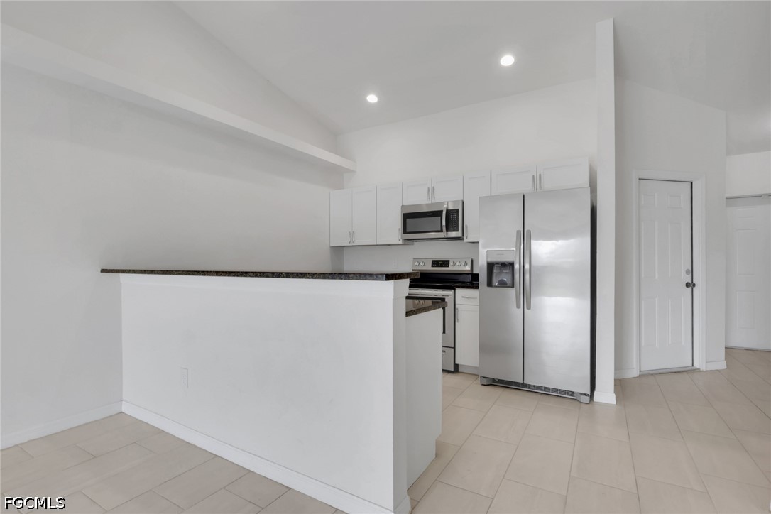 823/825 Cultural Park Boulevard