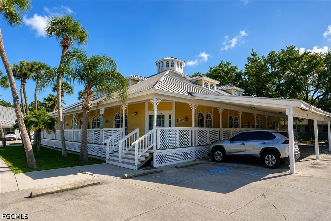 1342  Colonial Boulevard, Apt C24