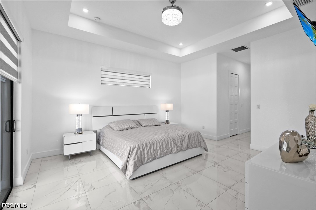 140 SE 16th Street