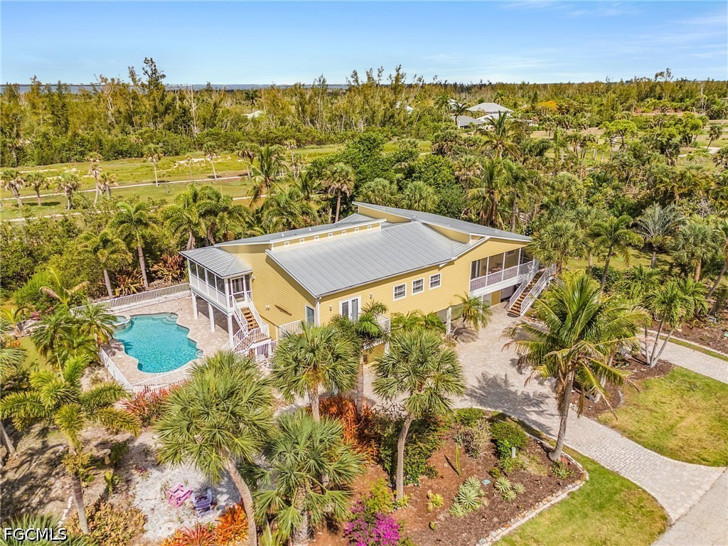 14221  Clubhouse Drive
