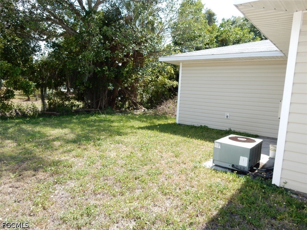899 Ridgeway Drive