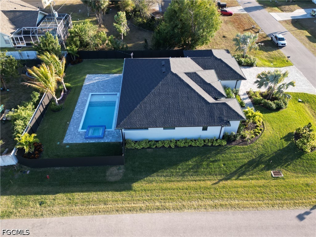 1621 SW 10th Place