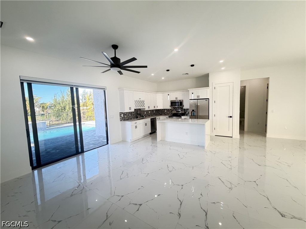 615 SW 22nd Terrace