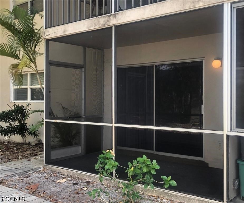 1560 Colonial Boulevard, Apt 136