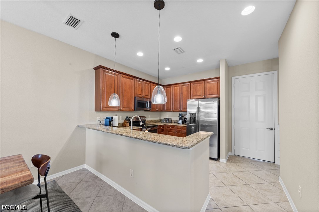 11736 Izarra Way, Apt 7809