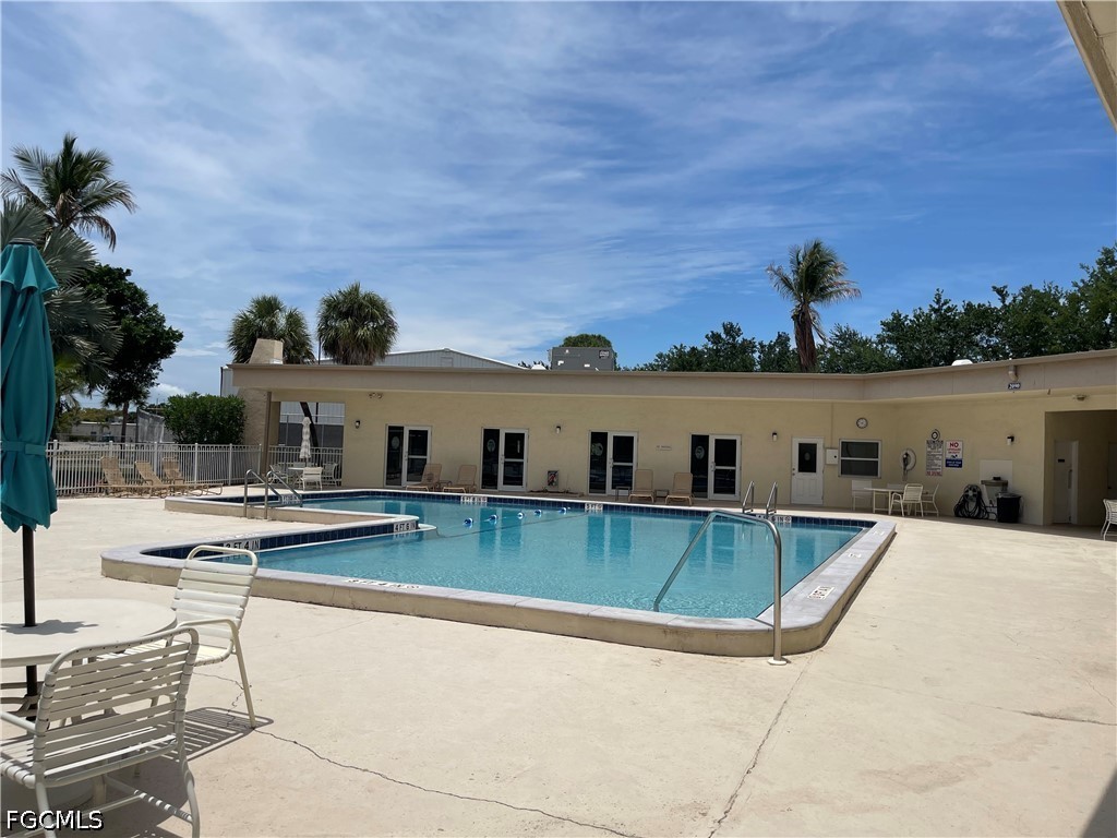 2079 Barkeley Lane, Apt 19