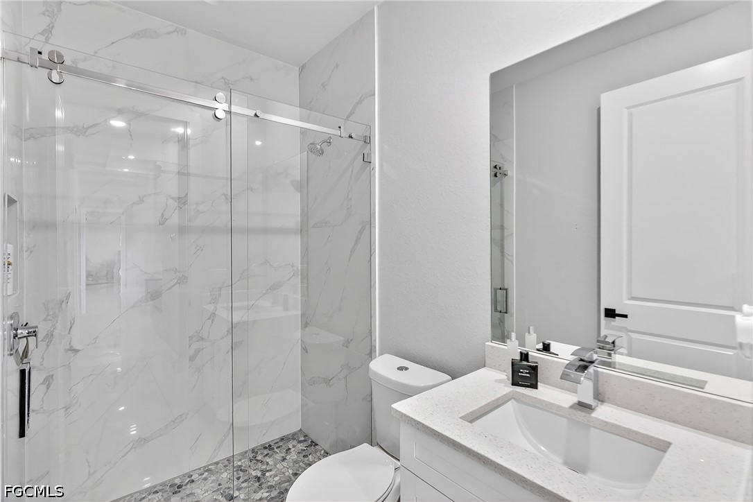 118 NW 2nd Avenue