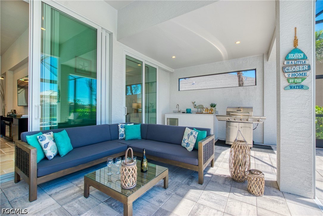 4824 SW 24th Place