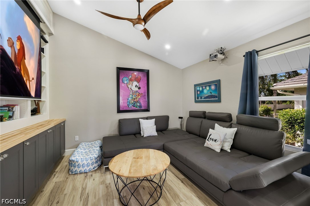 5100  Harborage Drive