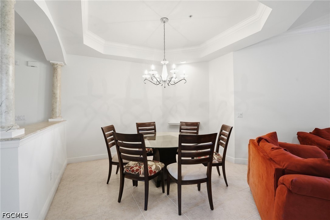 5957  Tarpon Gardens Circle, Apt 202