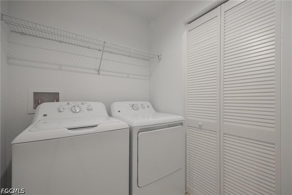 15901 ROYAL POINTE Lane, Apt 306