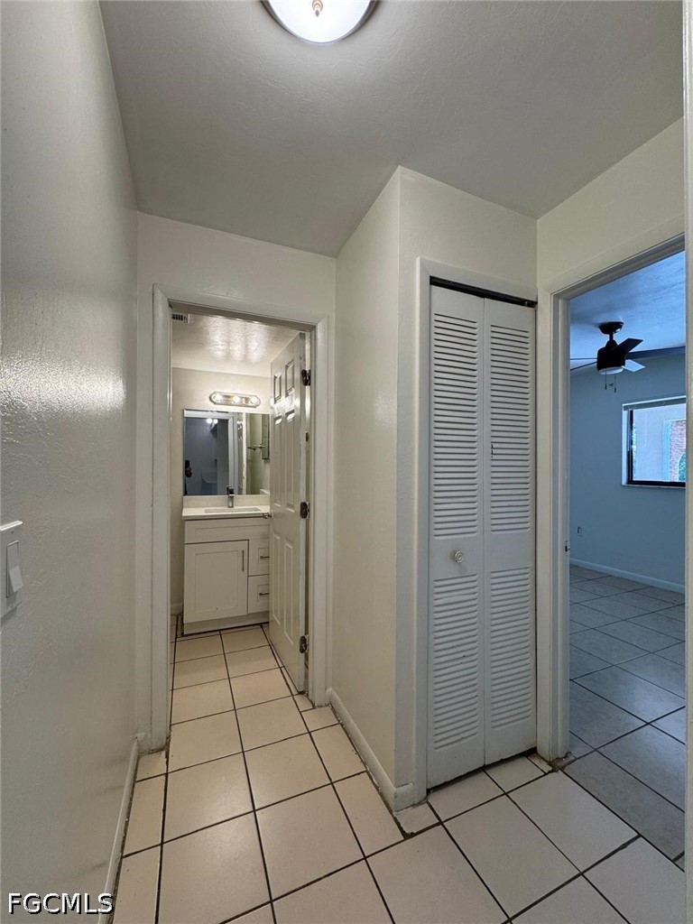 2201 E 5th Street, Apt 23