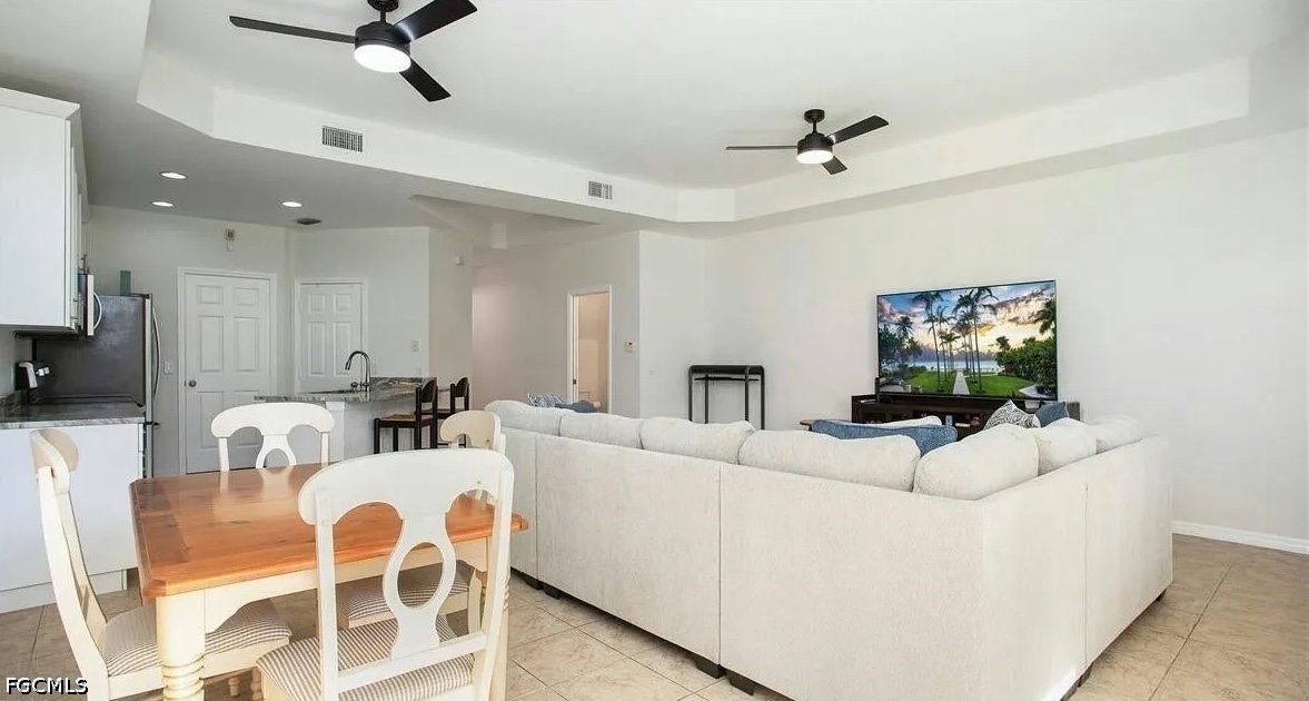 9819 Catena Way, Apt 105