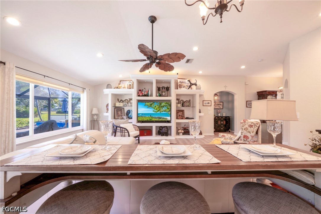 4115 Cape Cole Boulevard