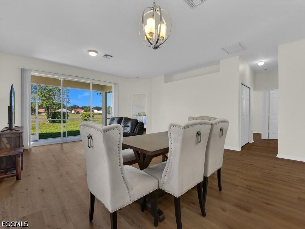 11204 Lakeland Circle