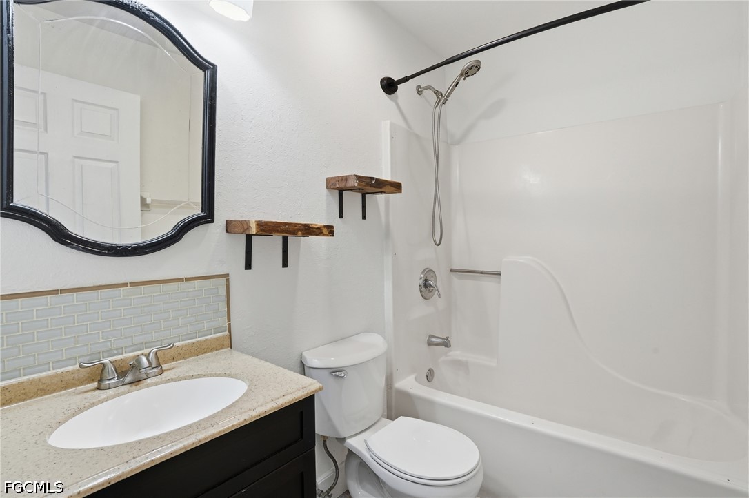 18 NW 26TH Terrace