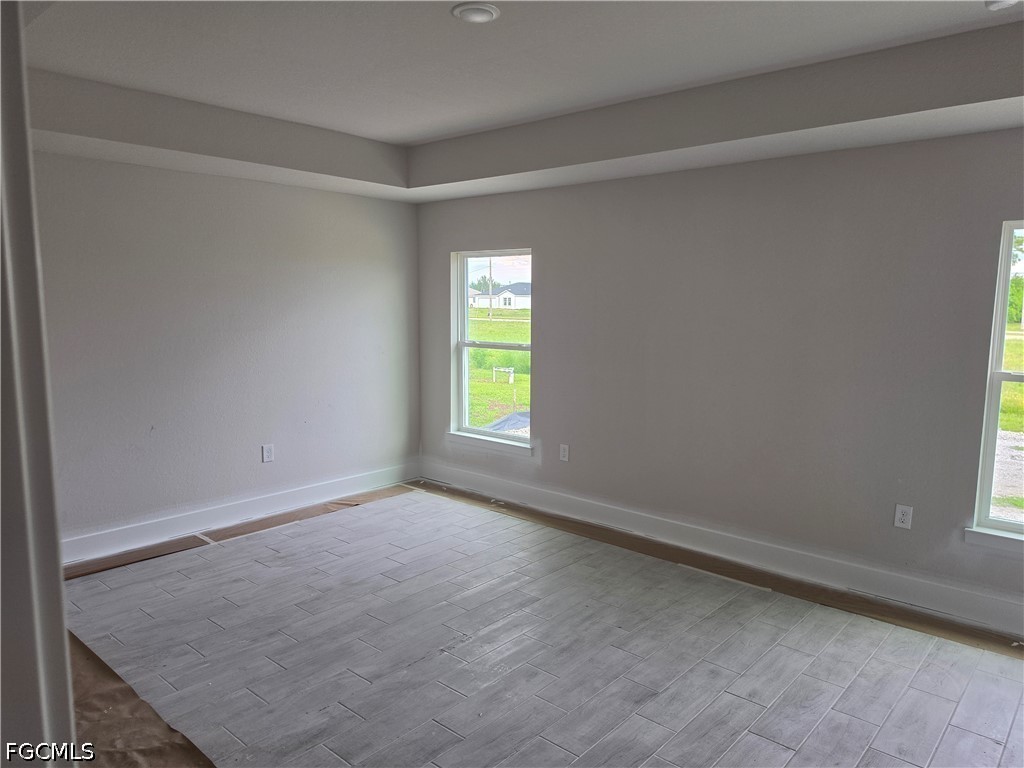 925 NW 8th Place