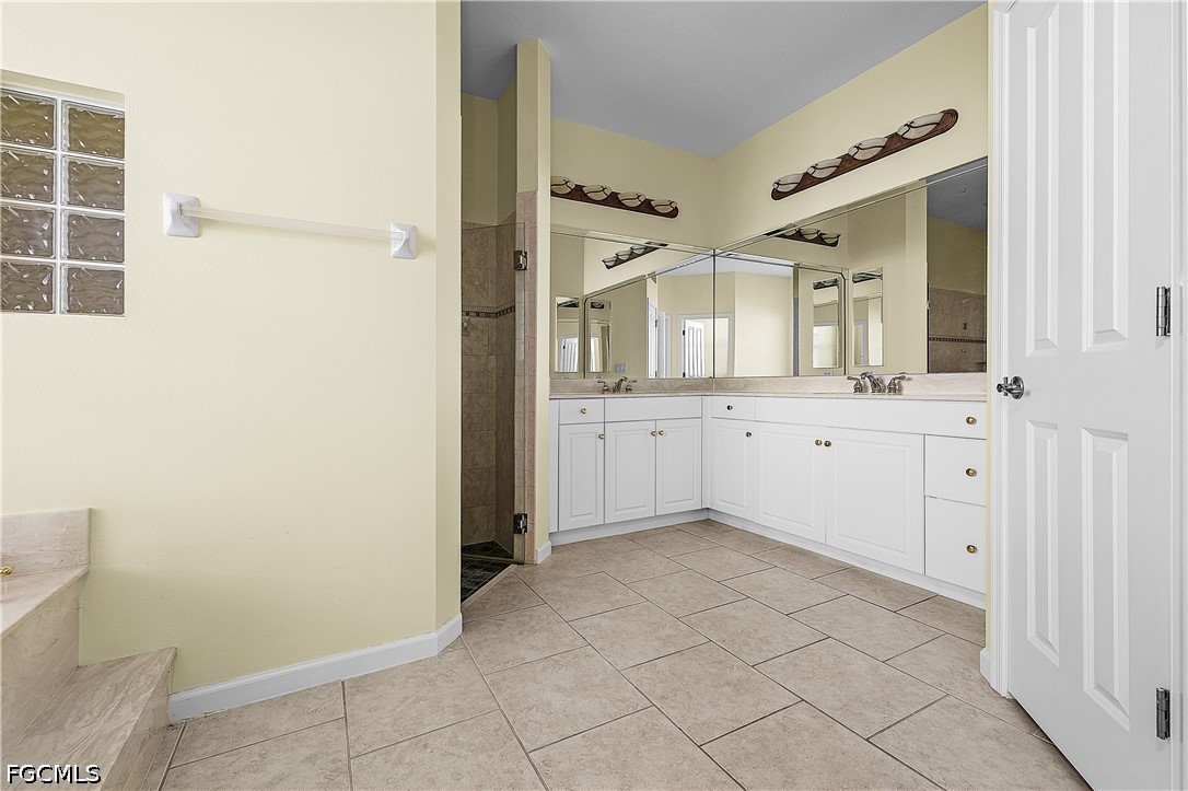 325 SE 21st Street