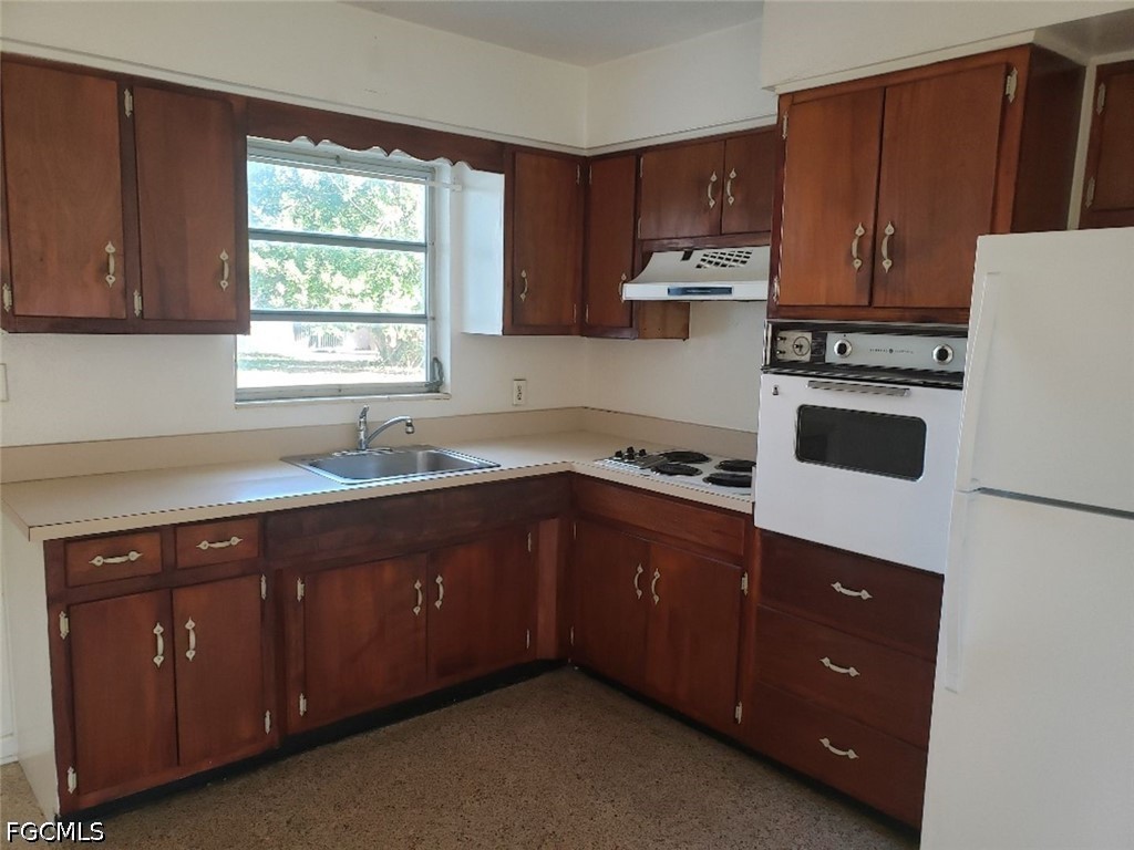 4911  Coronado Parkway, Apt B
