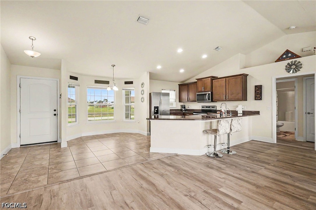 1223 NW 15th Place
